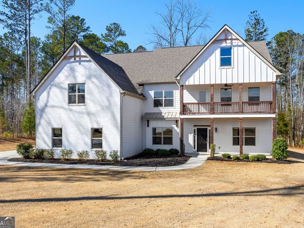 165 Durham Estates Drive, Sharpsburg, GA 30277