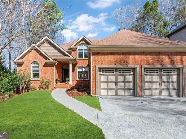 3220 Eagle Watch Drive, Woodstock, GA 30189