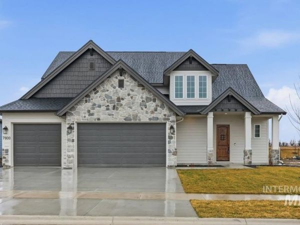 7800 W Flathead Lake St, Eagle, ID 83616