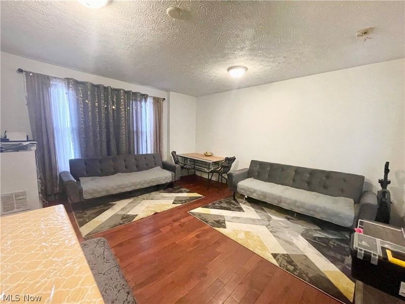 2193 E 35th Street, Cleveland, OH 44115 Photo 17