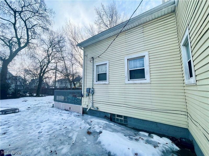 2193 E 35th Street, Cleveland, OH 44115 Photo 8