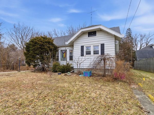 711 Whitewater AVENUE, Fort Atkinson, WI 53538