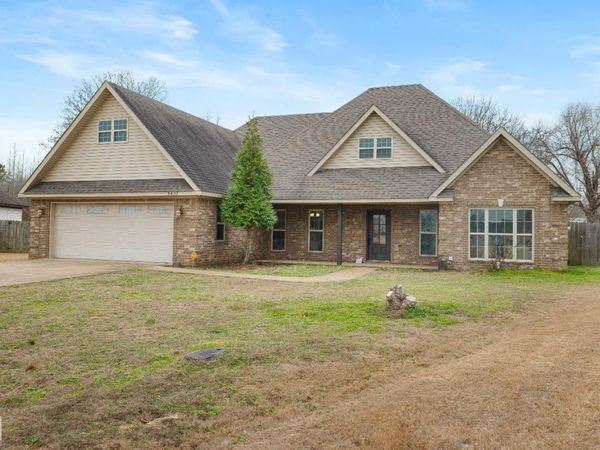 5457 Viney Creek Cove, Jonesboro, AR 72404