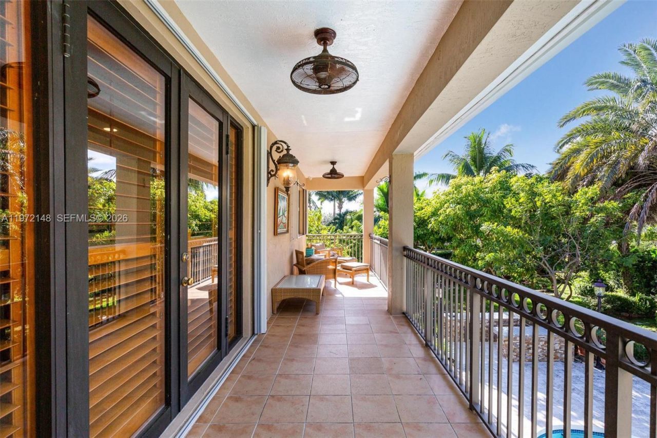 7587 SW 189th St , Cutler Bay, FL 33157 Photo