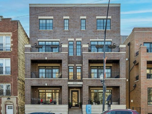 2341 W Roscoe Street , Unit 3W, Chicago, IL 60618