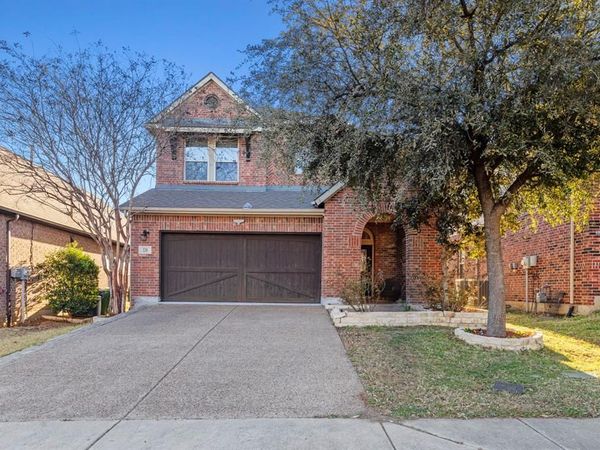 220 Sir Brine Drive, Lewisville, TX 75056