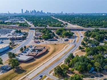 5714 S Central Expressway, Dallas, TX 75215