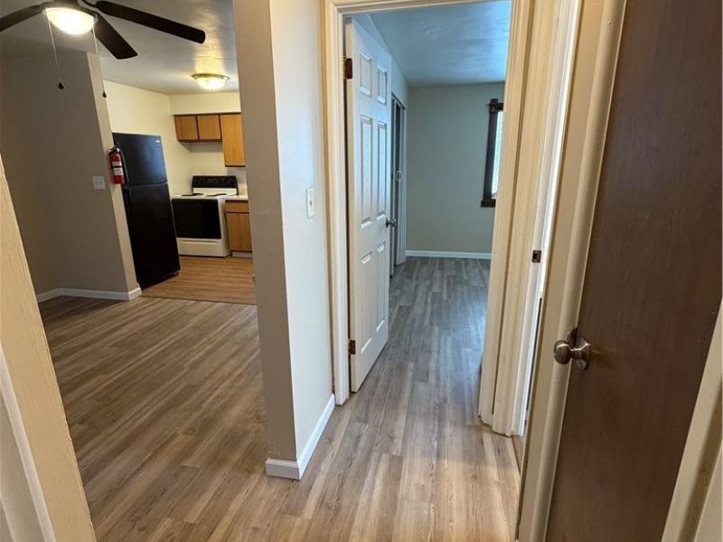 27 Wayne Street, Unit 6, Niles, OH 44446 Photo 7