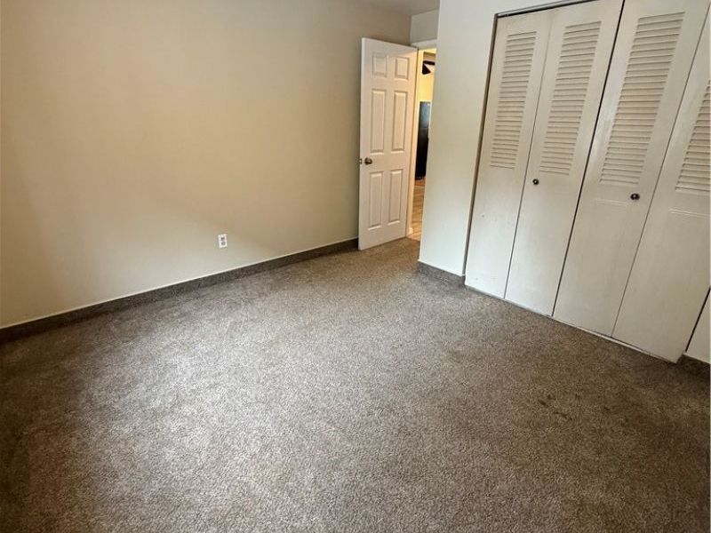 27 Wayne Street, Unit 6, Niles, OH 44446 Photo 9