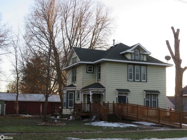 306 1st Ave N, Humboldt, IA 50548