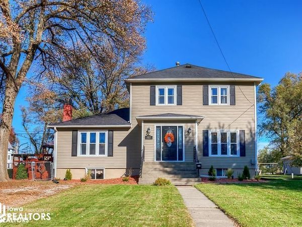 127 W Garfield Street, Osceola, IA 50213