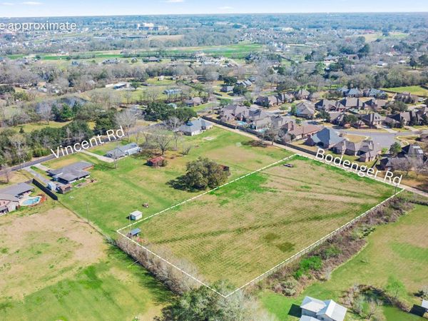 122 Bodenger Road , Lafayette, LA 70508
