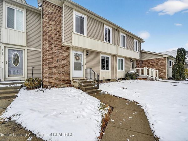 1985 Lac Du Mont Drive, Haslett, MI 48840