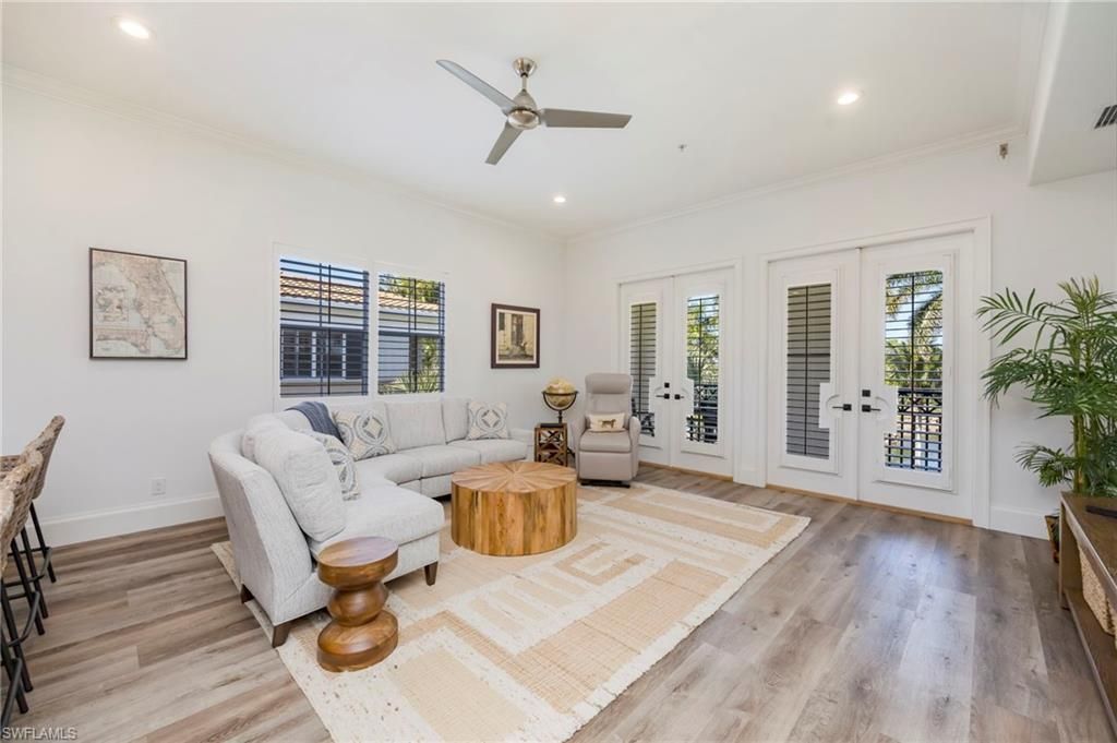 2870 Castillo Ct, Unit 103, Naples, FL 34109 Photo