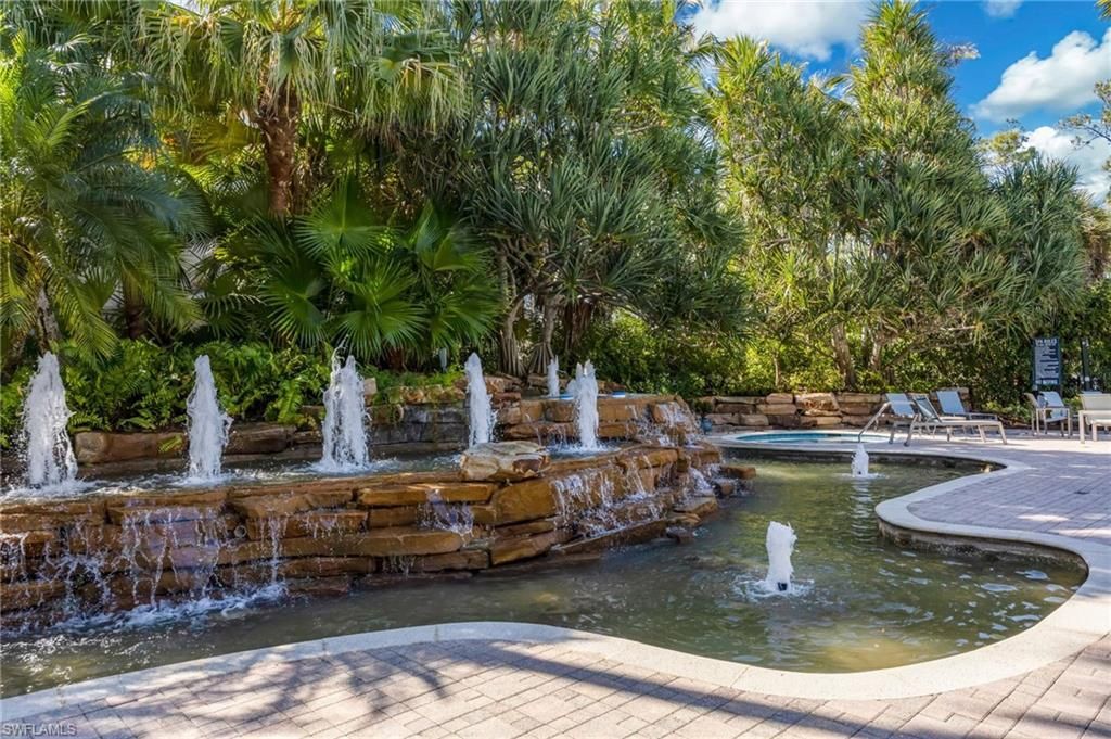 2870 Castillo Ct, Unit 103, Naples, FL 34109 Photo