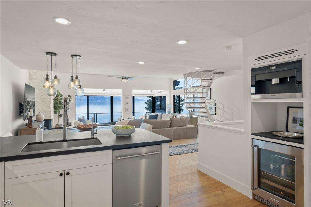 475 Lakeshore Boulevard, Unit 13, Incline Village, NV 89451 Photo