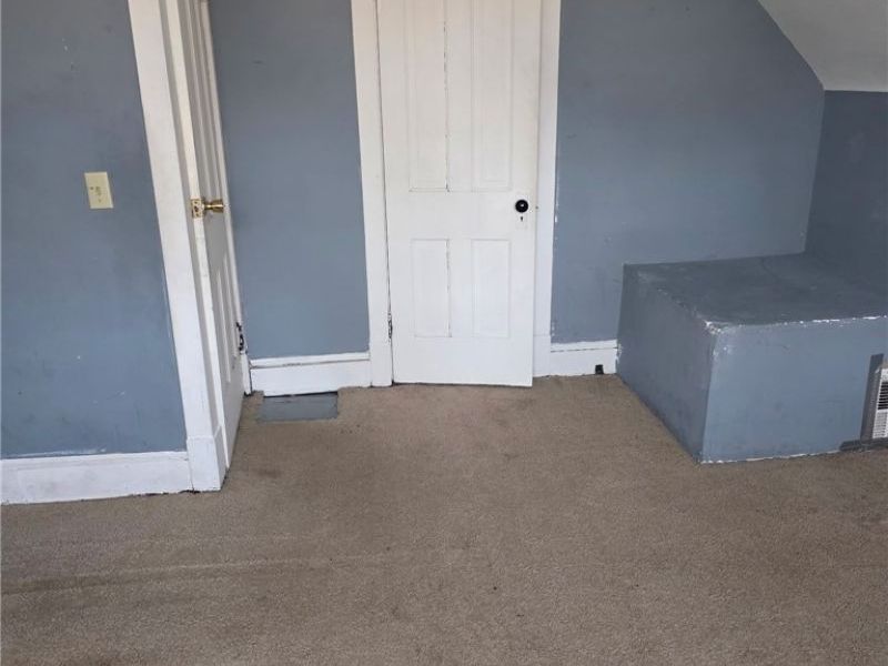 3290 W 82nd Street, Cleveland, OH 44102 Photo 17