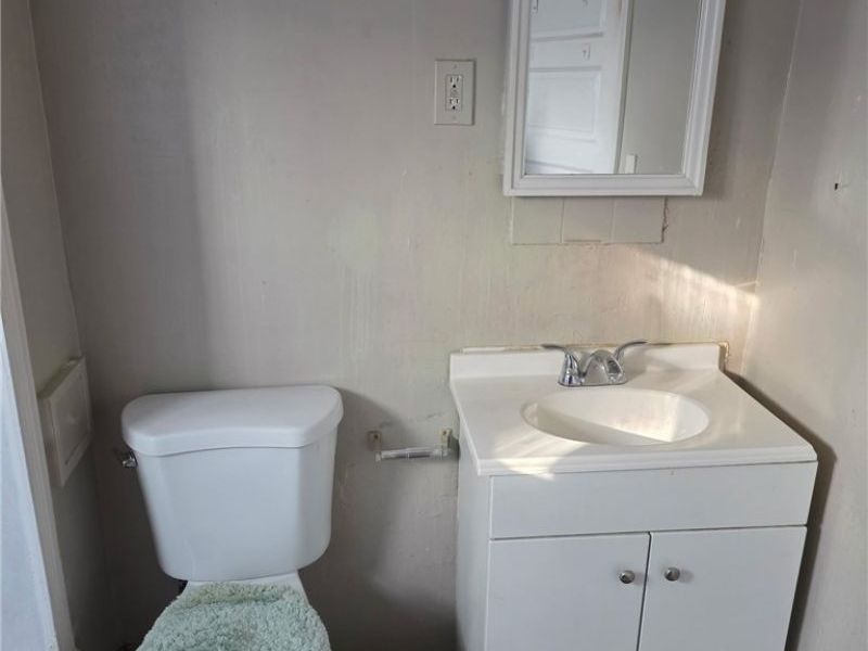 3290 W 82nd Street, Cleveland, OH 44102 Photo 24