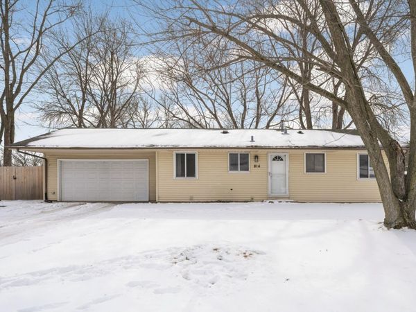 814 Fireside Drive, Apple Valley, MN 55124