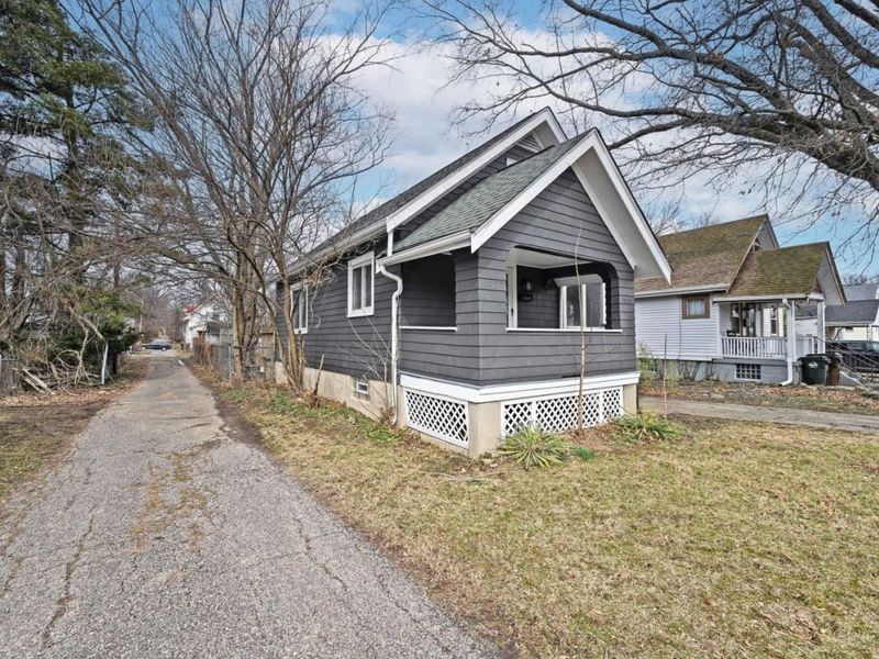 1838 De Armand Avenue, North College Hill, OH 45239 Photo 11