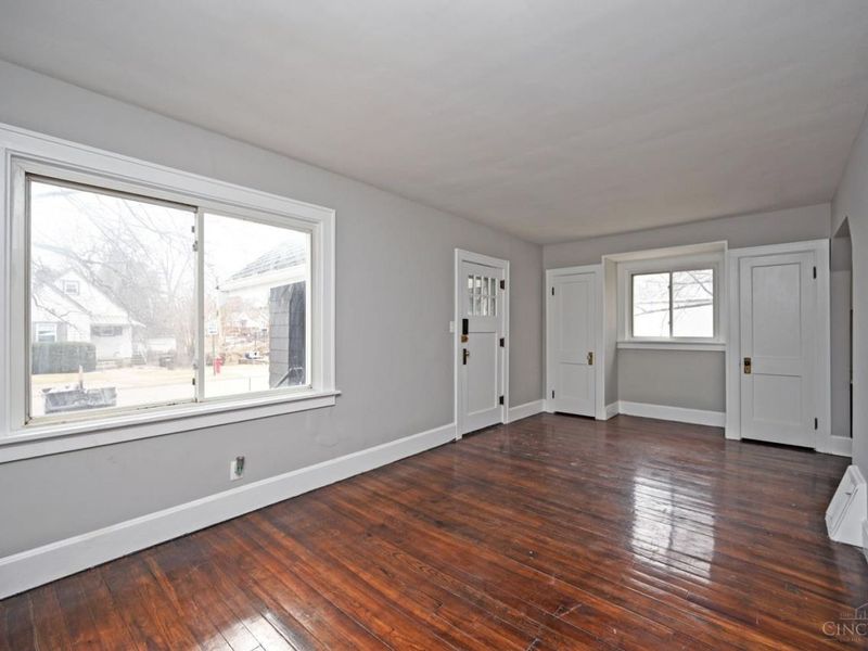 1838 De Armand Avenue, North College Hill, OH 45239 Photo 2