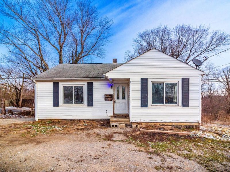 718 Panhandle Avenue, West Union, OH 45693 Photo 1