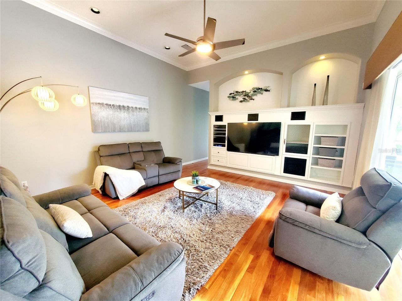 10004 Tree Tops Lake Road, Tampa, FL 33626 Photo