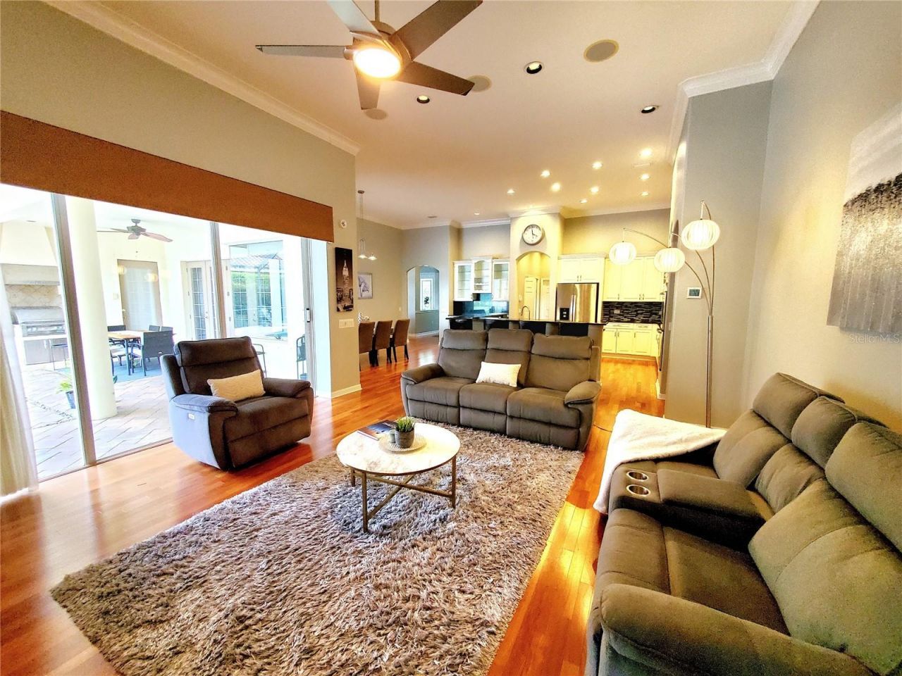 10004 Tree Tops Lake Road, Tampa, FL 33626 Photo