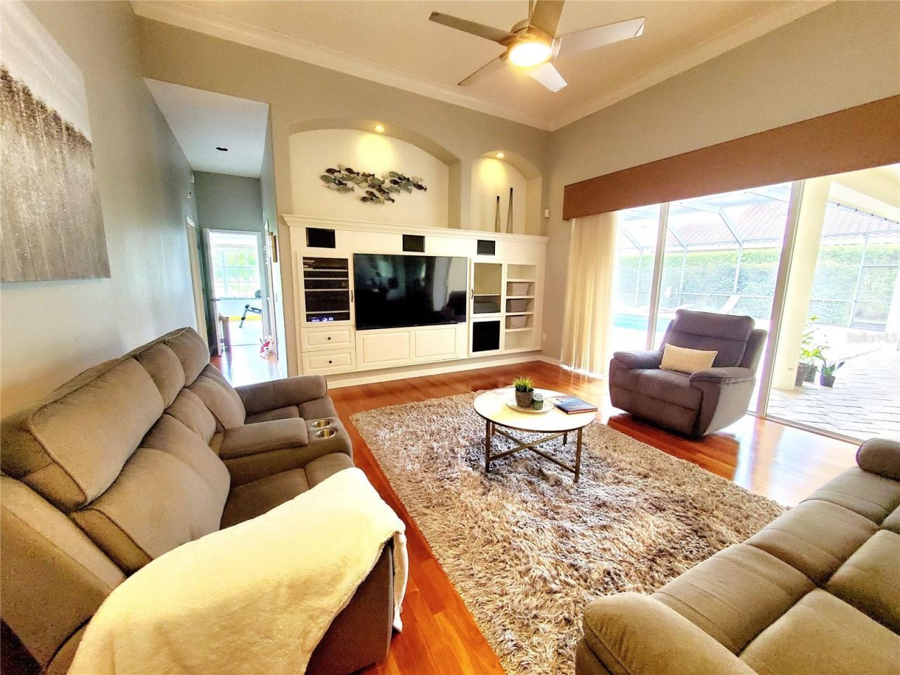 10004 Tree Tops Lake Road, Tampa, FL 33626 Photo