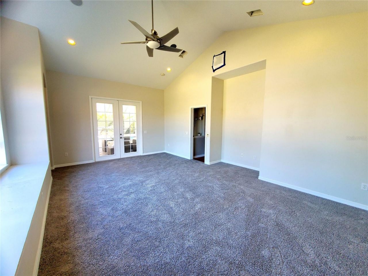 10004 Tree Tops Lake Road, Tampa, FL 33626 Photo