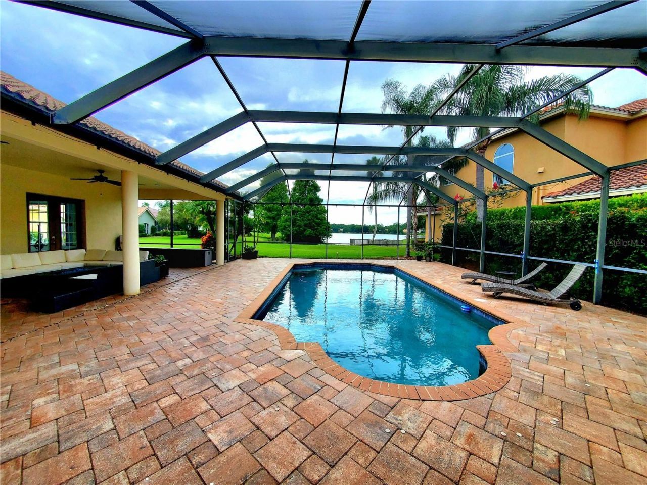 10004 Tree Tops Lake Road, Tampa, FL 33626 Photo