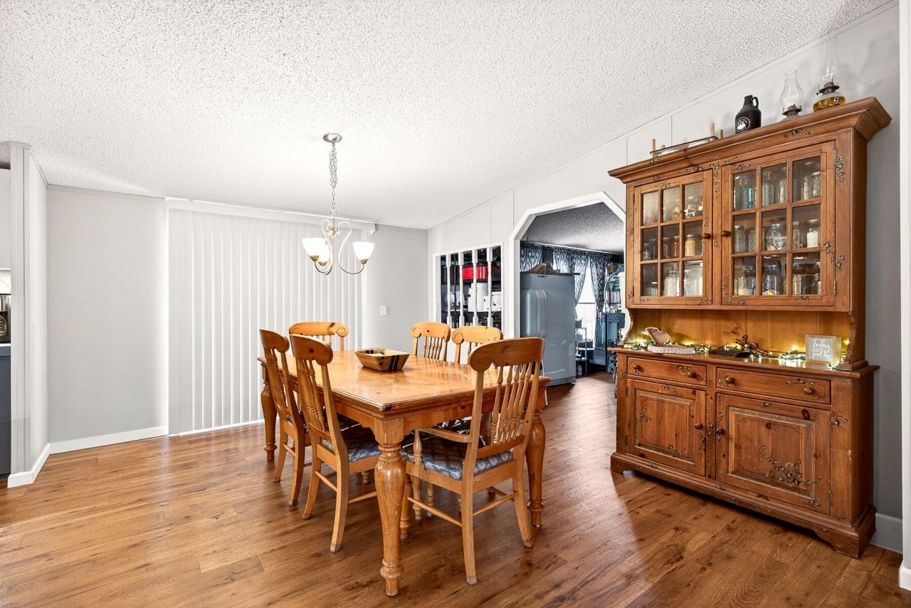 628 Deepwood Court Photo 12