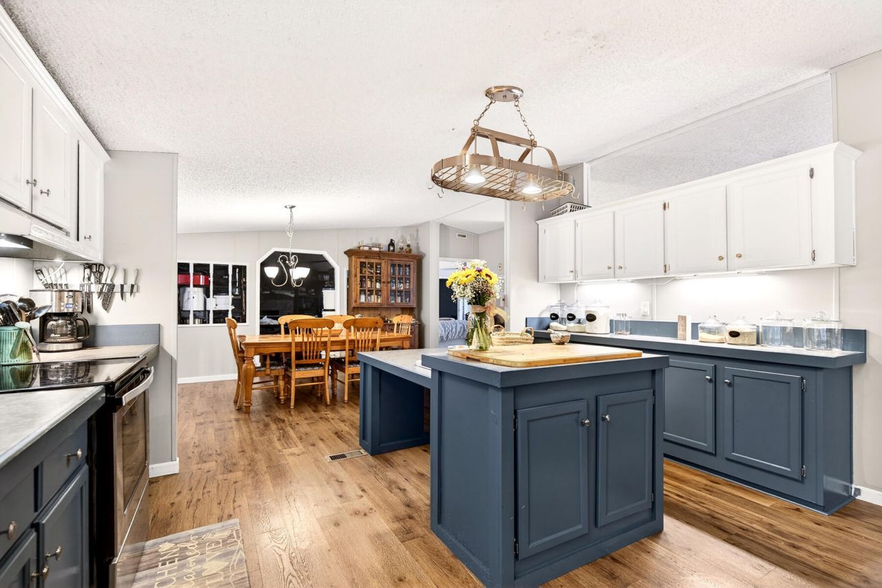 628 Deepwood Court Photo 19