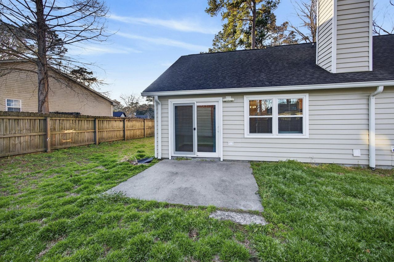 112 Pipestone Drive Photo 24