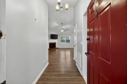 112 Pipestone Drive photo 4