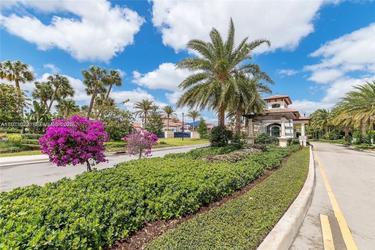 11351 SW 15th St , Unit 11351, Pembroke Pines, FL 33025 Photo