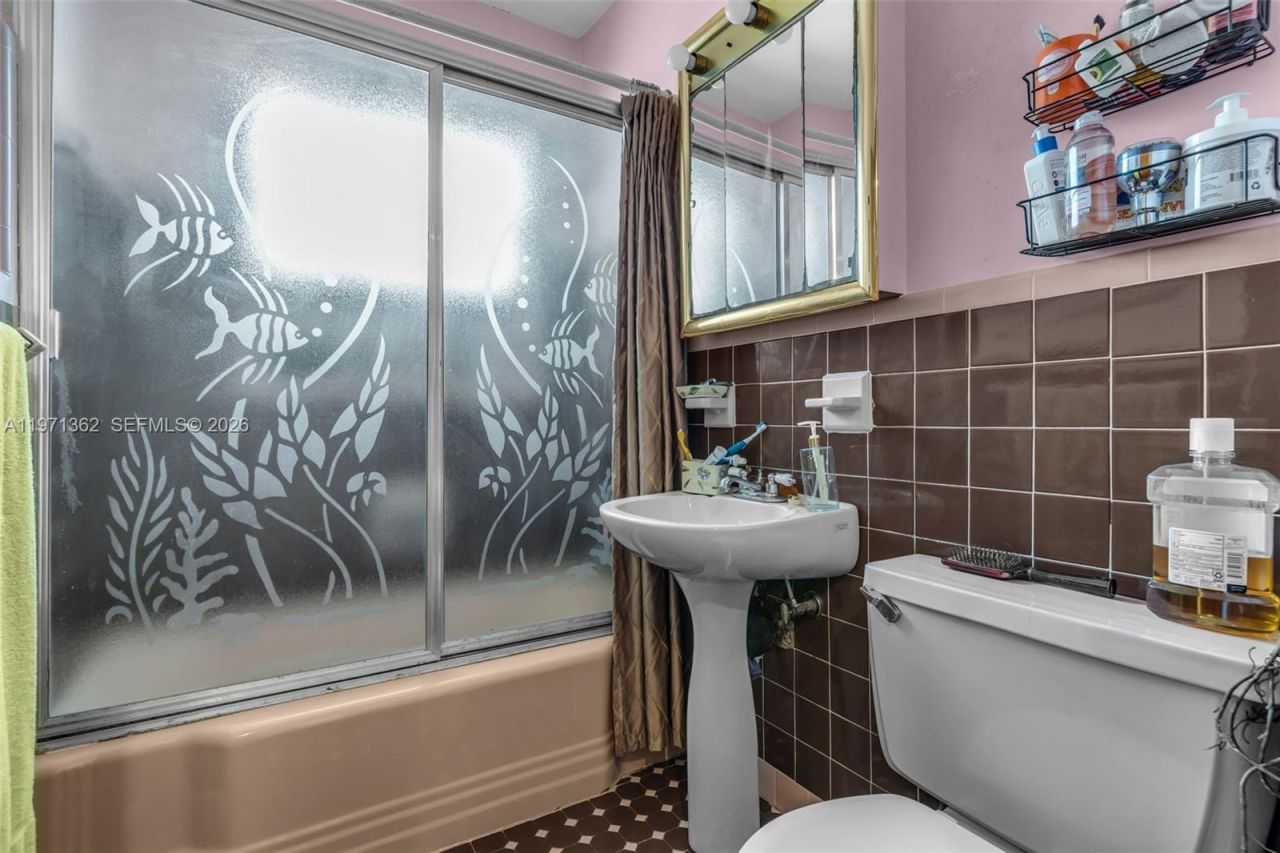 5959 SW 16th Ter, West Miami, FL 33155 Photo