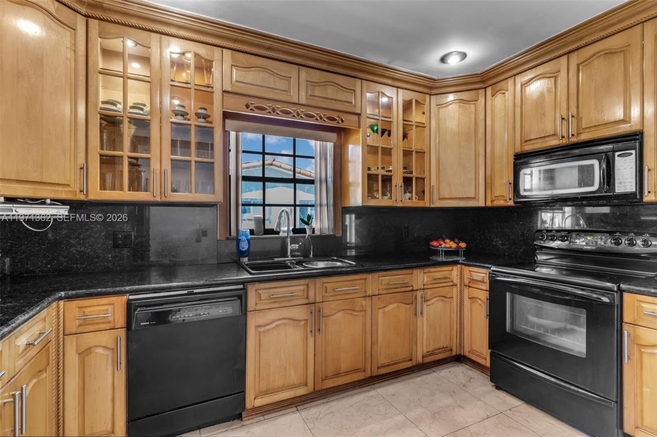 5959 SW 16th Ter, West Miami, FL 33155 Photo