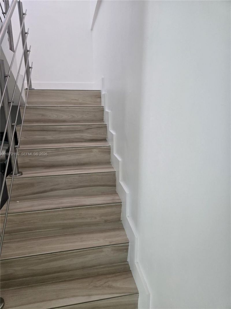 1067 W 37th St, Hialeah, FL 33012 Photo