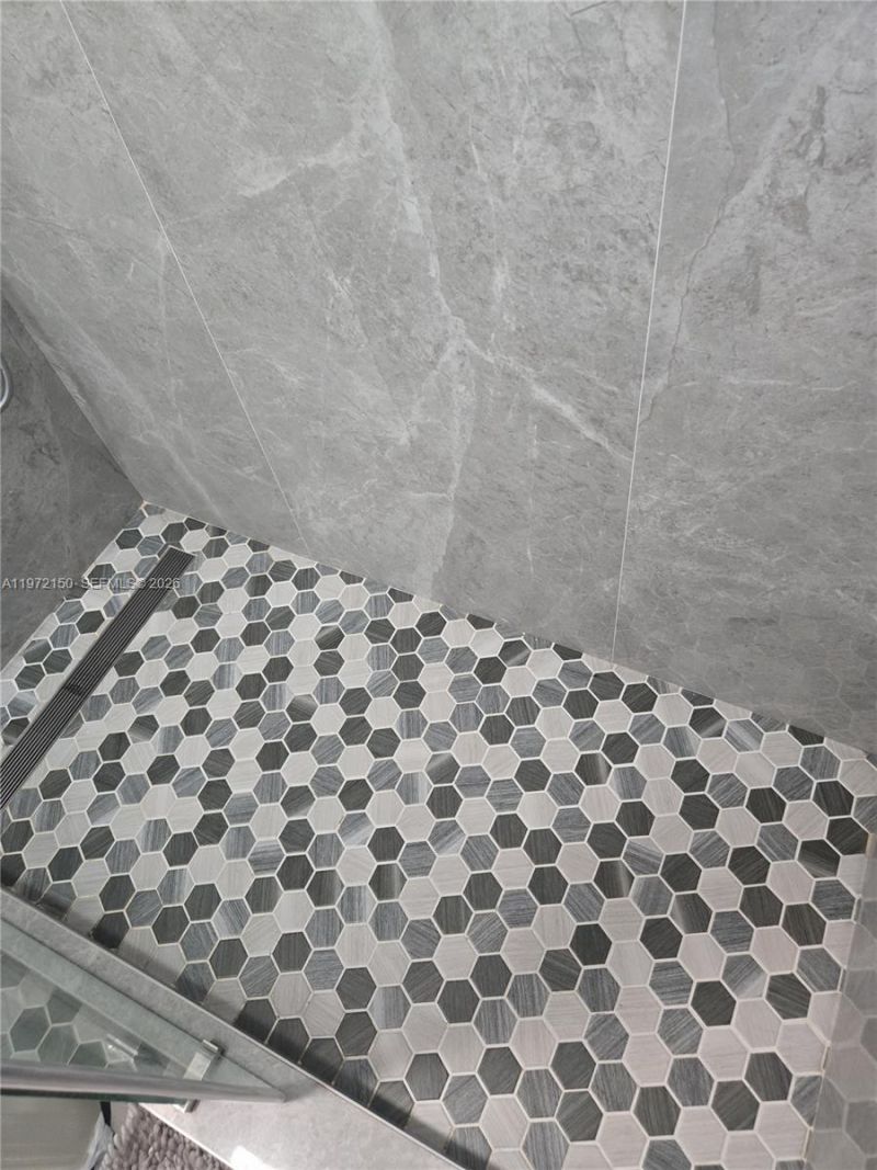 1067 W 37th St, Hialeah, FL 33012 Photo