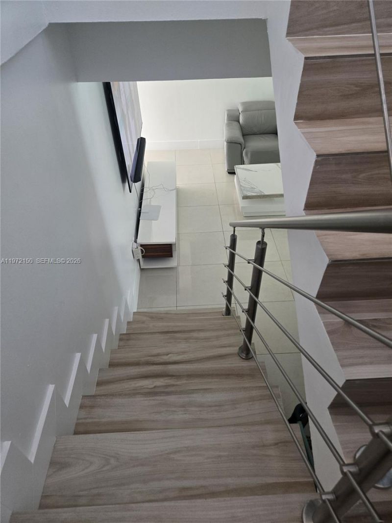 1067 W 37th St, Hialeah, FL 33012 Photo