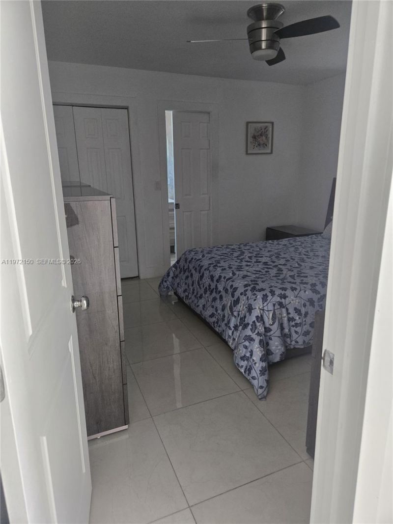 1067 W 37th St, Hialeah, FL 33012 Photo