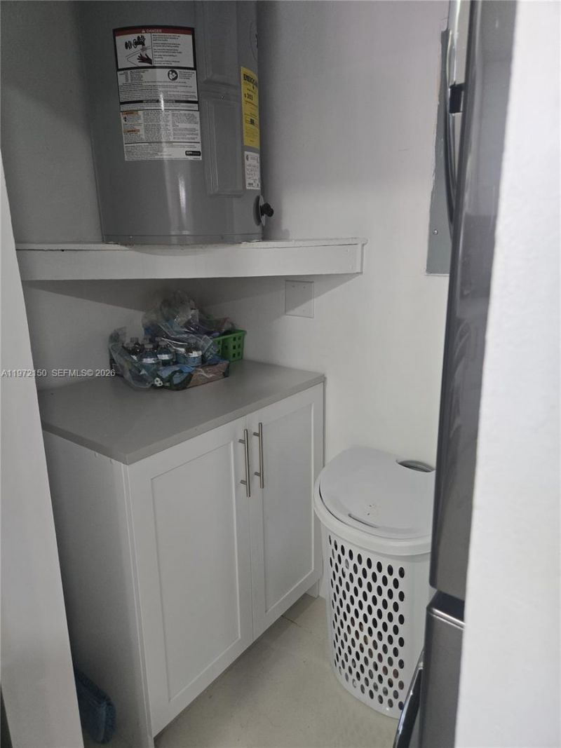 1067 W 37th St, Hialeah, FL 33012 Photo