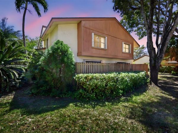 11483 SW 109th Rd, Unit 2F, Miami, FL 33176