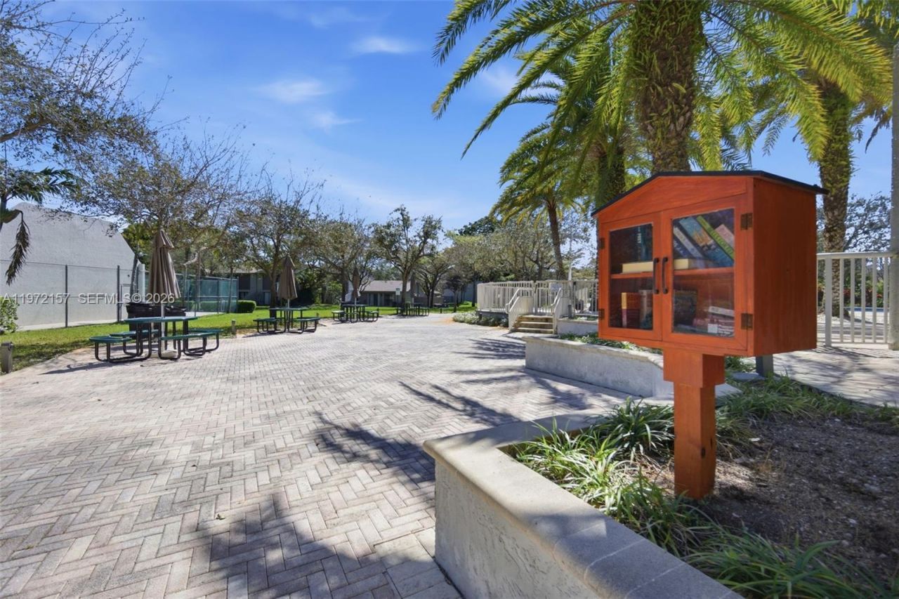 11483 SW 109th Rd, Unit 2F, Miami, FL 33176 Photo