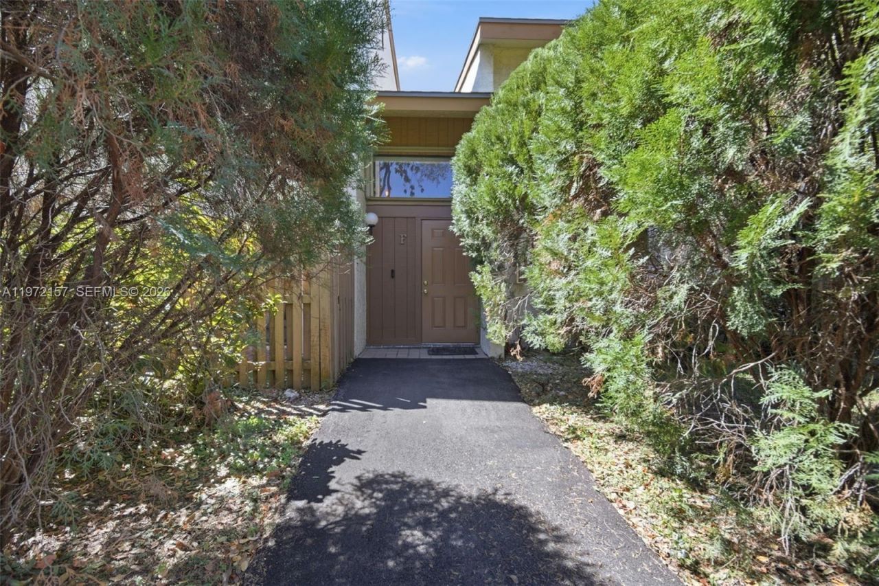 11483 SW 109th Rd, Unit 2F, Miami, FL 33176 Photo