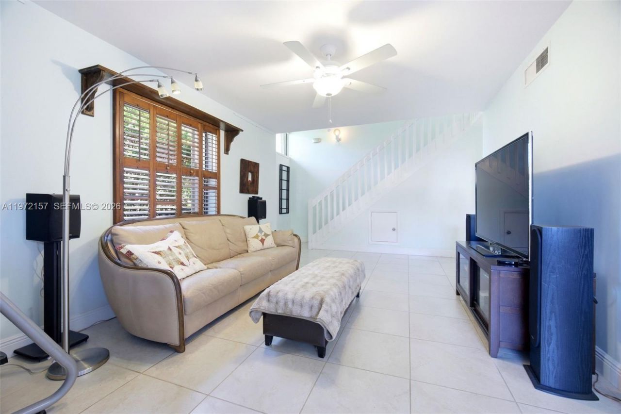 11483 SW 109th Rd, Unit 2F, Miami, FL 33176 Photo