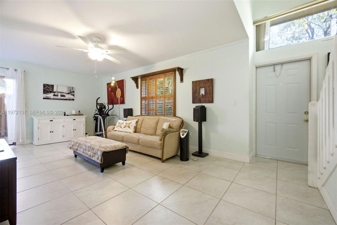 11483 SW 109th Rd, Unit 2F, Miami, FL 33176 Photo
