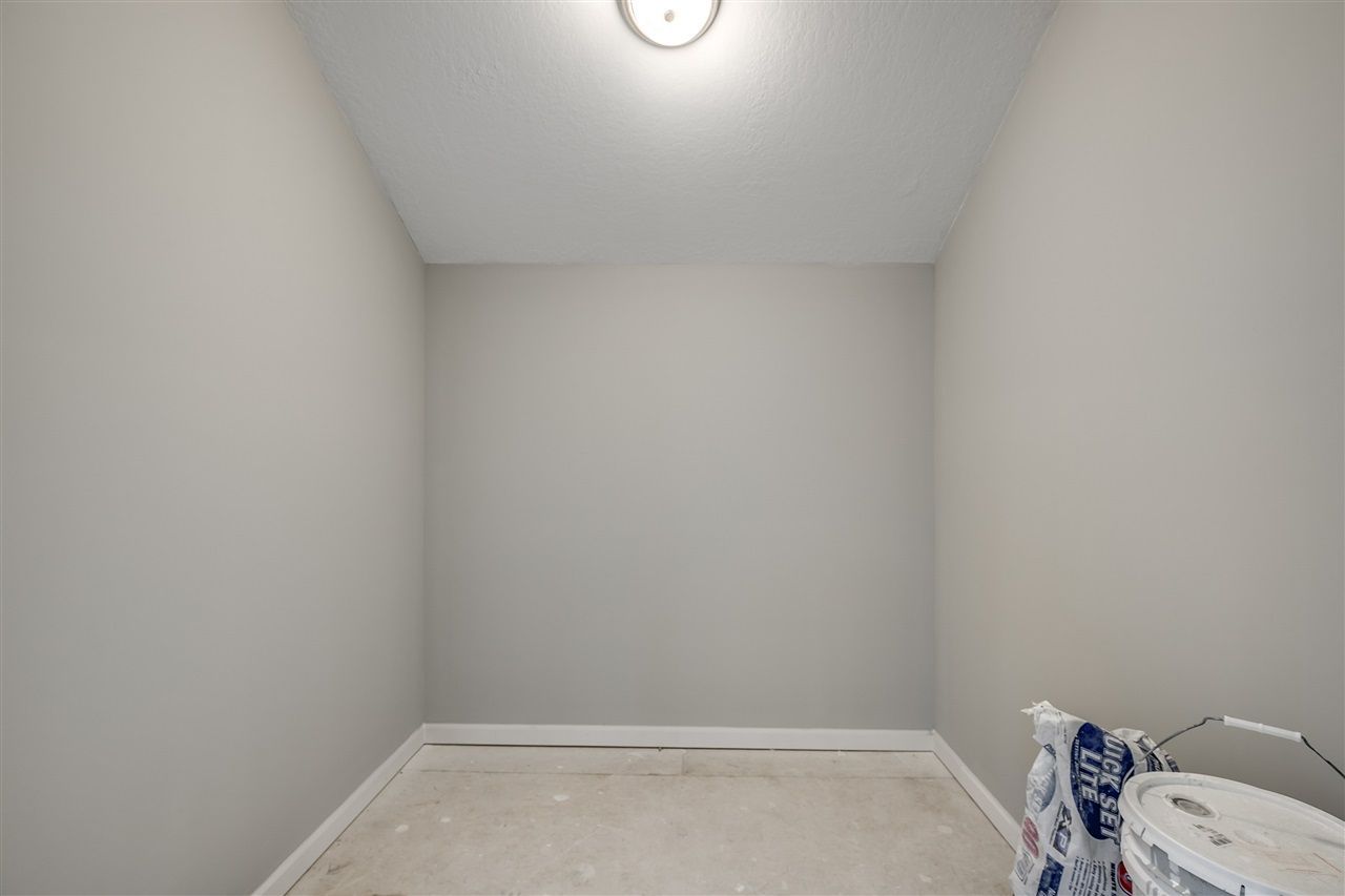 1144 Freeboard St. Photo 30