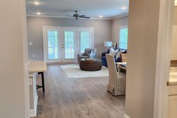 1144 Freeboard St. photo 4